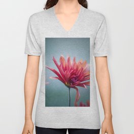 Flower Photography by Carlos Quintero V Neck T Shirt
