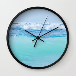 Kapukaulua Pure Blue Surf Wall Clock